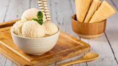 بستنی ساده وانیلی را خودتان درست کنید!