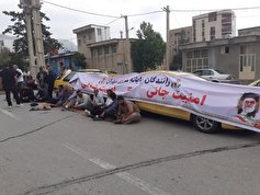 انتقاد رانندگان مرز مهران نسبت به حضور دلالان مسافر
