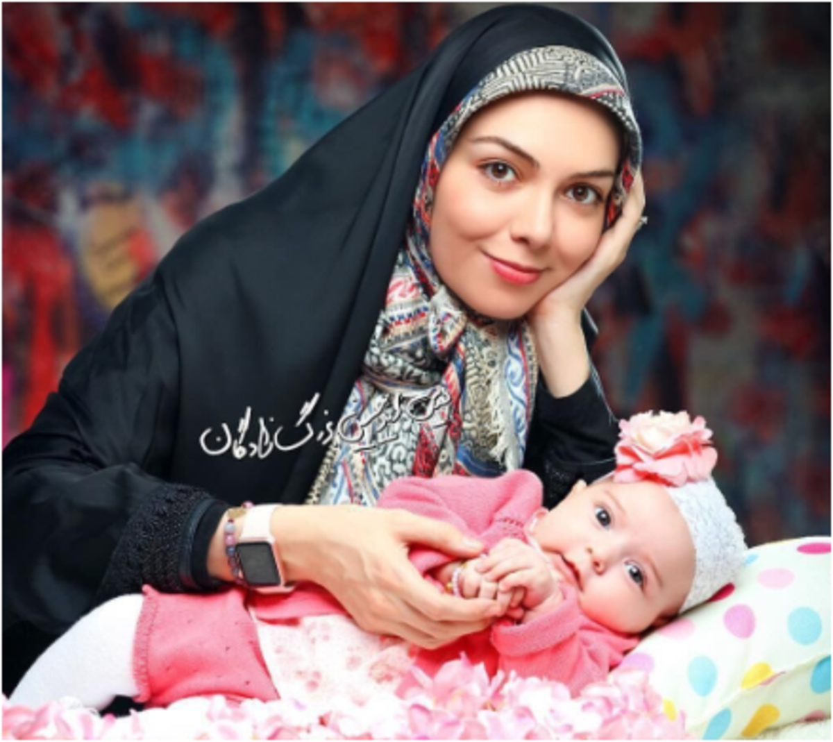 عکس‌های منتشر شده از چهره عروسکی و معصومانه آزاده نامداری از زمان کودکی اش
