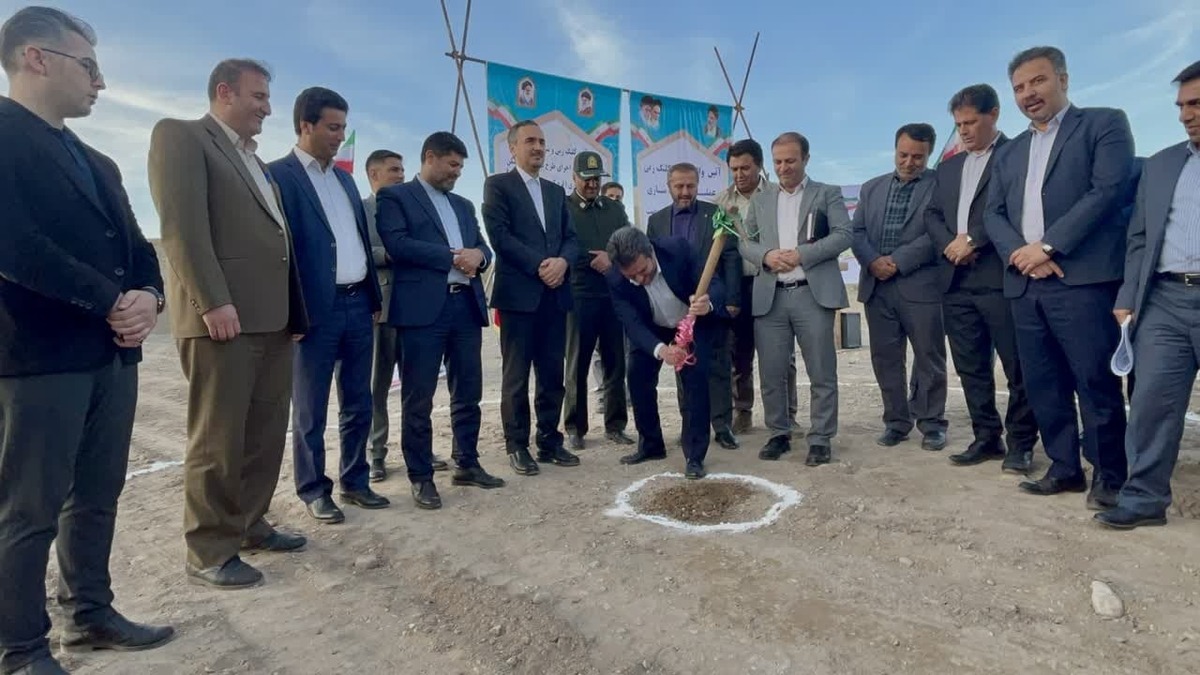 آغاز ساخت ۴۷۶ واحد نهضت ملی مسکن در چایپاره آذربایجان غربی