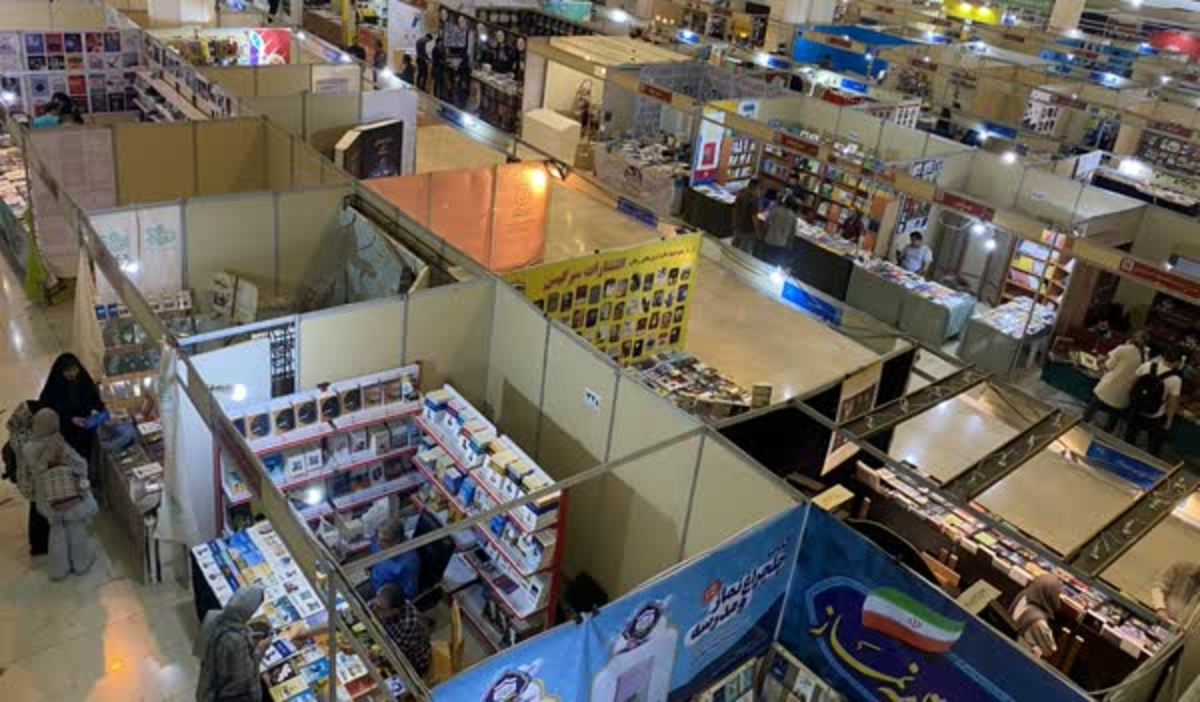 ۶۰ تُن کتاب برای نمایشگاه از گمرک ترخیص شد