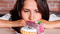 کاهش مصرف شیرینی‌جات با نوشیدن آب و کنترل استرس