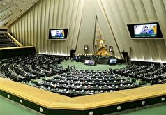 نشست فراکسیون گام دوم انقلاب اسلامی با حضور منتخبان مجلس