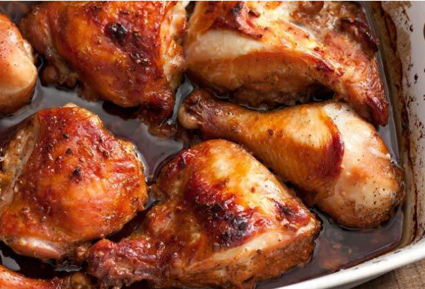 طبخ این نوع خورش مرغ نیازی به سبزی معطر ندارد/دستور پخت+مواد لازم
