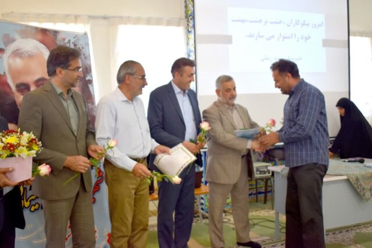 حفظ هویت فرهنگی ملت‌ها در گروی دستیابی به بالاترین سطح دانش است