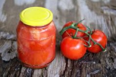 دست ازخریدکنسرو گوجه فرنگی بازاری بردارید و به راحتی و با کمترین هزینه در خانه درست کنید