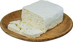 چرا نباید در مصرف پنیر زیاده‌روی کنیم؟