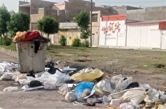 تجمع زباله در خیابان‌ها و توقف خدمات شهری در منطقه ۶ اهواز