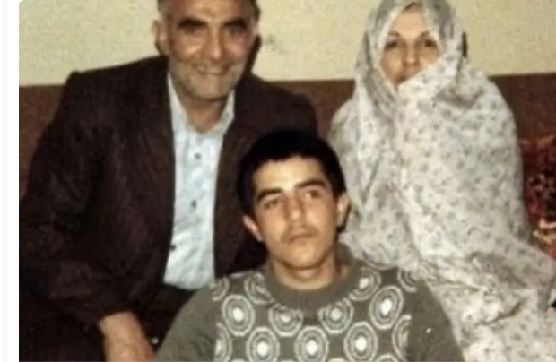 فرزاد حسنی با دیدن این عکس از نوجوانی هاش سکته می‌زنه