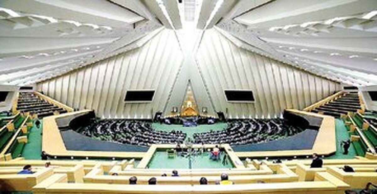 با مجلسی روبرو هستیم که هیچ توانایی در حل و فصل امور ندارد