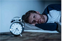 زیاد و کم خوابیدن چه تاثیراتی بر ظاهر و باطن افراد می‌گذارد؟