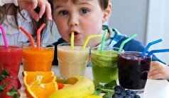 کودکان در سنین مختلف باید چه نوشیدنی‌هایی بنوشند؟