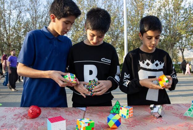 چند ایده مقرون به صرفه برای ساختن یک تابستان هیجان انگیز برای فرزندتان