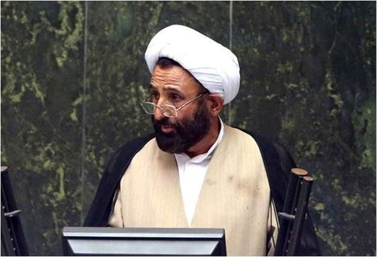 اظهارات عجیب یک نماینده مجلس در مورد تعطیلی شنبه‌ها