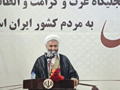 ایمان و بصیرت ملت ایران، نظام سلطه را به چالش کشید