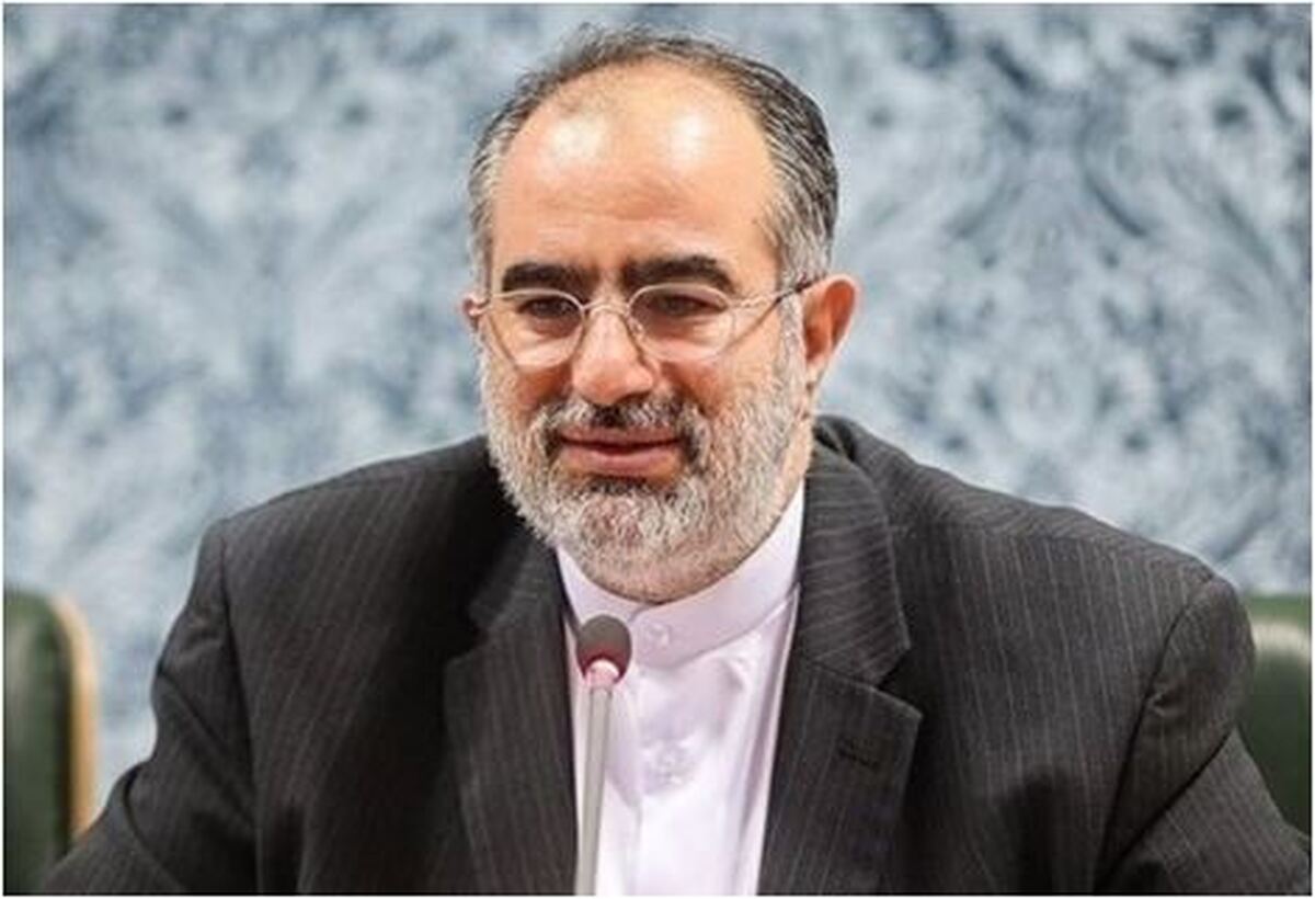 حساسیت مشاور رئیس جمهور سابق نسبت به کاندید شدن محمود احمدی نژاد