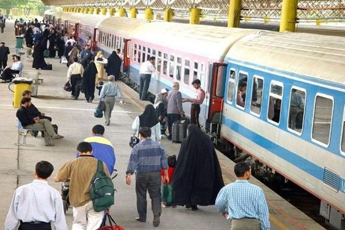 وزارت راه و شهرسازی از پیش فروش بلیت‌های قطار خبر داد