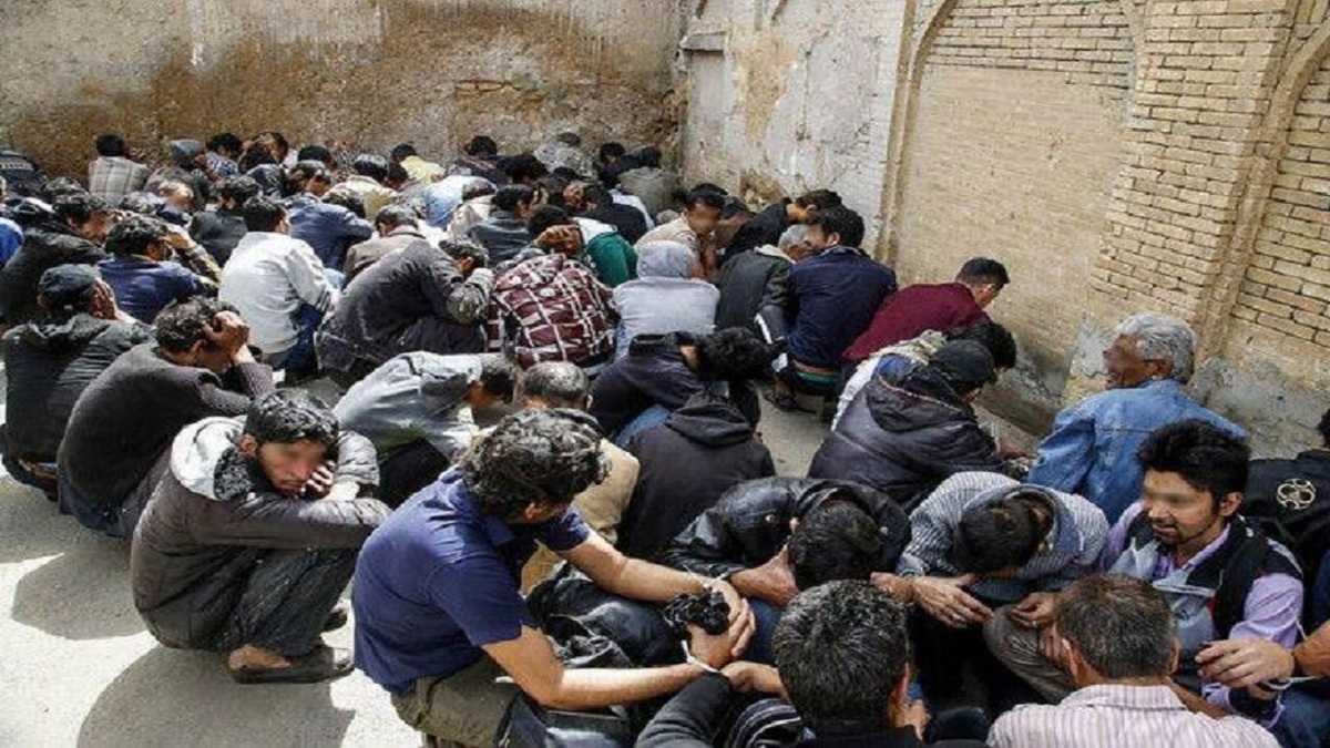 جمع آوری ۵۵ معتاد متجاهر در نقاط مختلف شهر