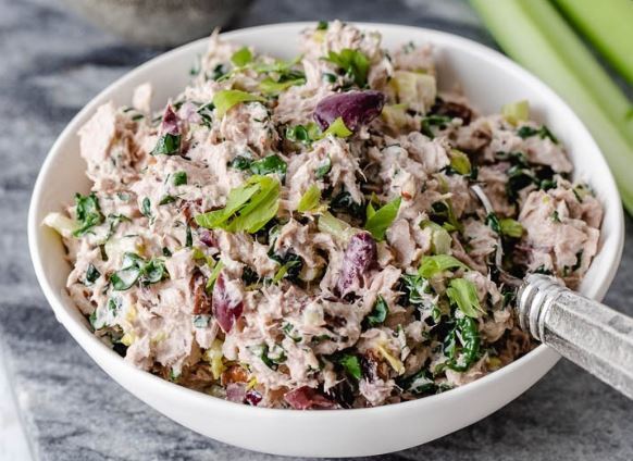 آشنایی با طرز تهیه یک سالاد فرانسوی که یک بار بخوری عاشقش می‌شی