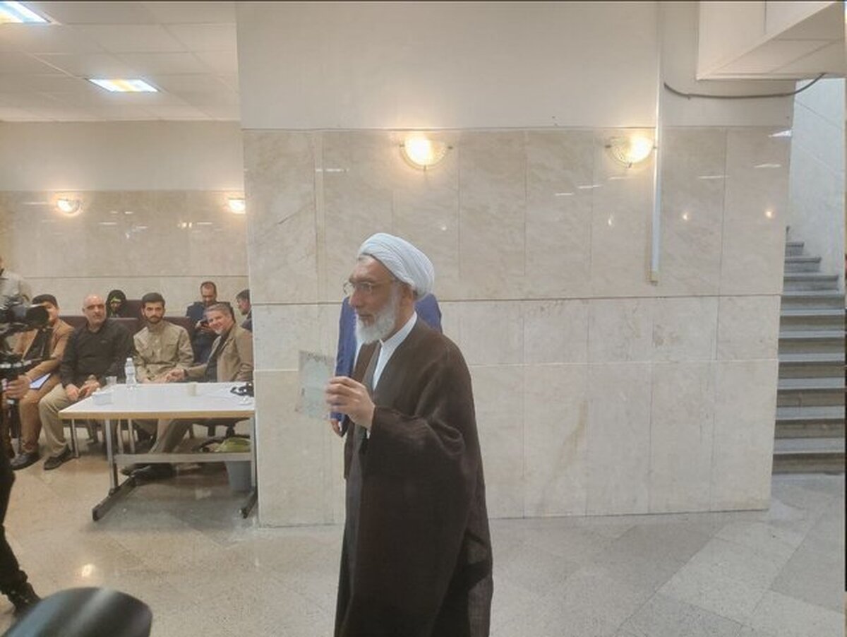 مصطفی پورمحمدی داوطلب کاندیداتوری انتخابات ریاست جمهوری شد