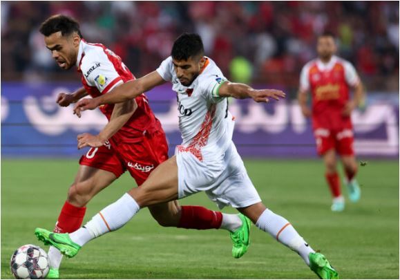 درویش: هم اوسمار می‌ماند هم اورونوف/ به ۲ بازیکن پرسپولیس پیشنهاد دلاری دادند