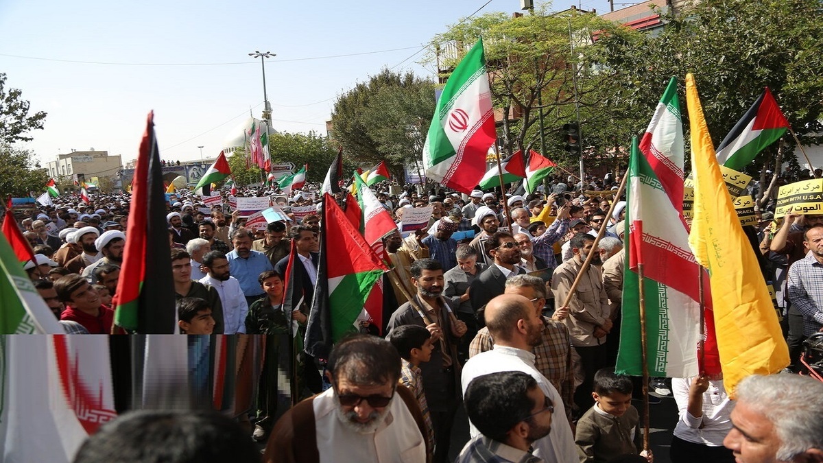 بیعت قمی‌ها با امام و رهبری در سالروز قیام خونین ۱۵ خرداد ۴۲