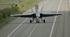 فیلم: تمرین جنگنده‌های سوئیس در بزرگراه برای نخستین‌بار طی ۳۰ سال اخیر
