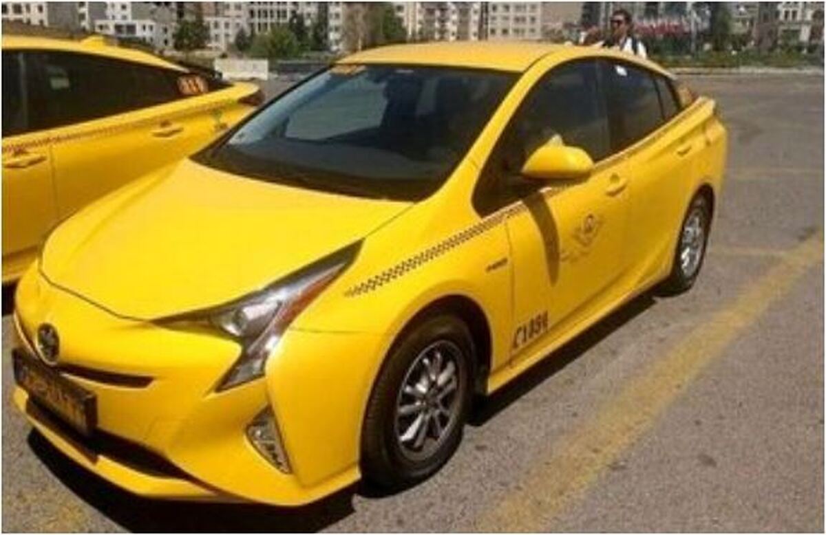 تعداد ۱۰۰۰ دستگاه تاکسی برقی وارد تهران شدند