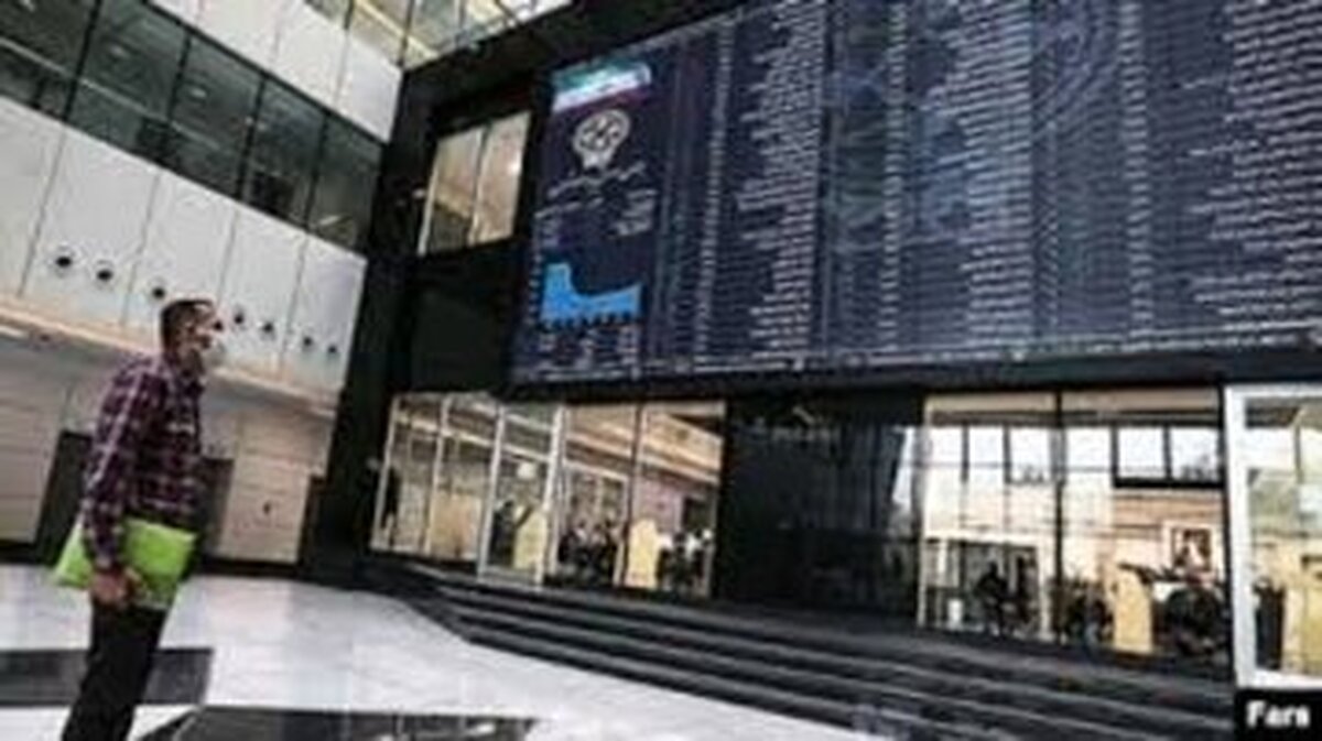 ارزش معاملات روزانه بورس کمتر از ۱۰۰ دلار است