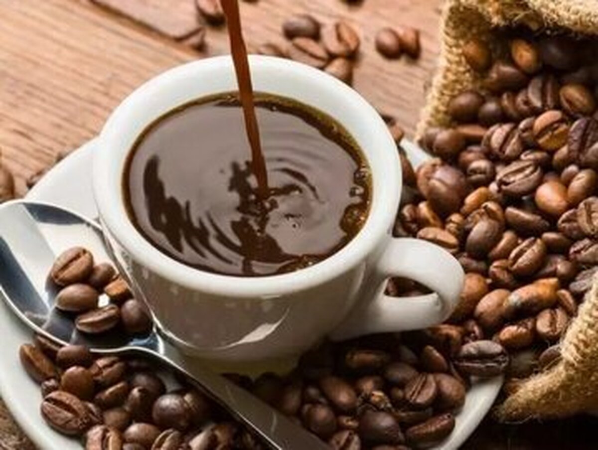 اجتناب از مصرف قهوه با به وجود بروز علائمی بر روی زبان