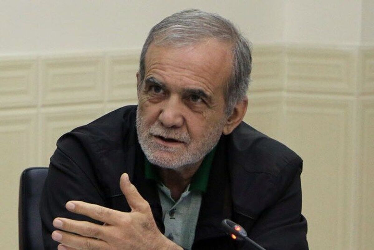 میزگرد اقتصادی با حضور «مسعود پزشکیان» آغاز شد