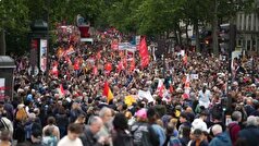 تقابل گروه‌های افراطی راست و چپ در فرانسه با برگزاری تظاهرات سراسری گسترده