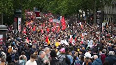 تقابل گروه‌های راست و چپ افراطی در فرانسه و برگزاری تظاهرات سراسری گسترده