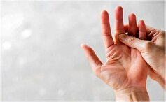احساس سوزن سوزن شدن دست‌ها نشانه چه بیماری‌هایی است؟
