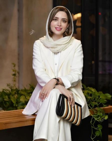 استایل سر تا پا سفید بهنوش طباطبایی/انگار رفته عروسی! +عکس استایل سر تا پا سفید بهنوش طباطبایی/انگار رفته عروسی! +عکس