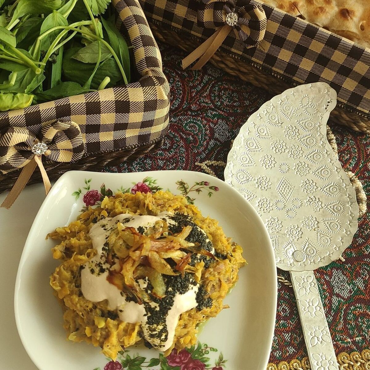 دستور پخت خورشت متفاوت بزقرمه ترکیبی از گوشت و نخود با سیب زمینی