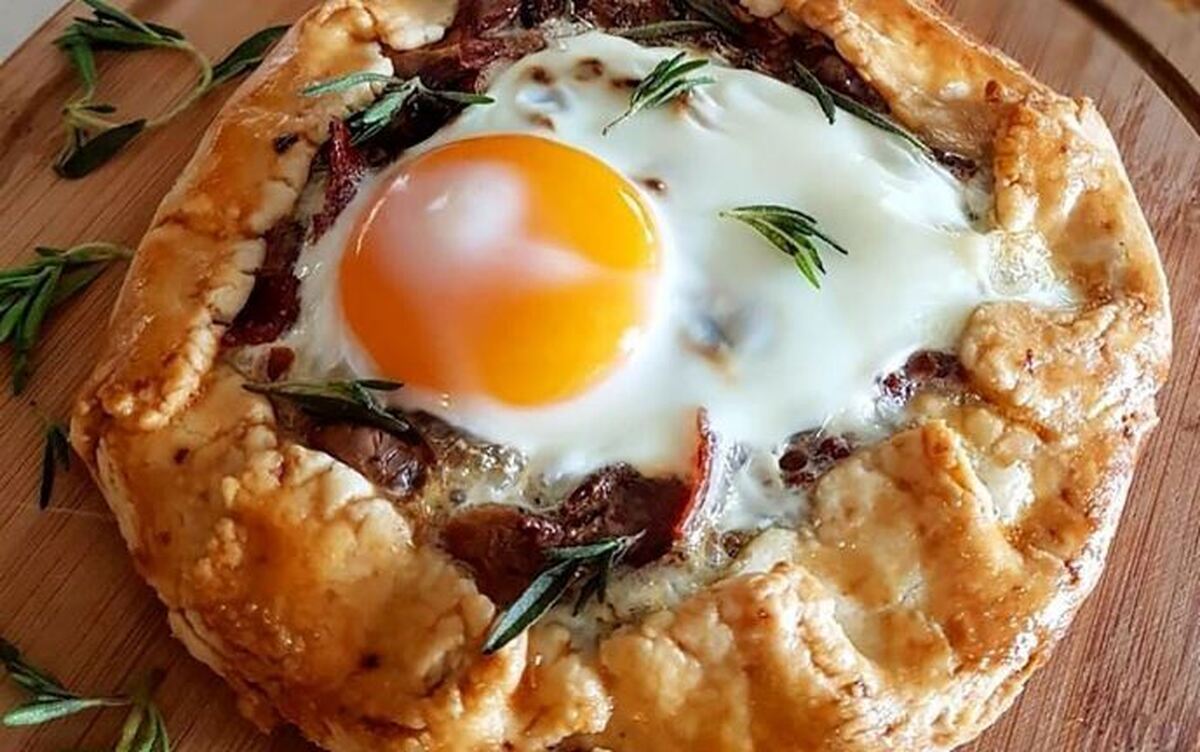 اگر به دنبال یک صبحانه مقوی و متنوع هستی، لقمه قارچ و تخم مرغ رو امتحان کن