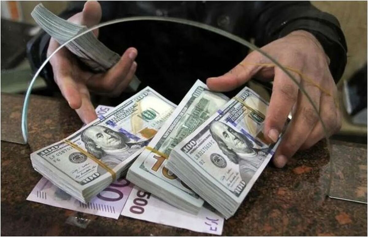 قیمت دلار در بازار ارز به چه صورت خواهد بود؟
