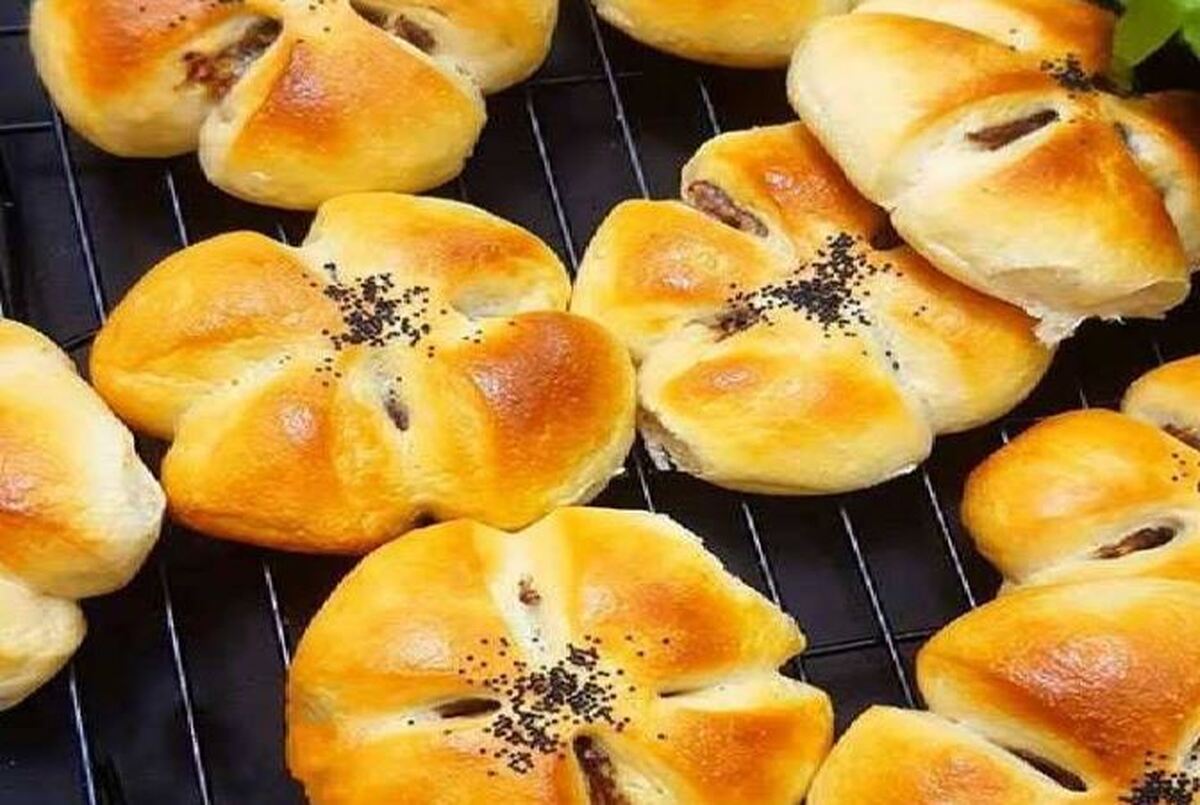 فوت و فن تهیه نان شیرمال خرما در چند مرحله