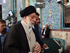 هادی خامنه‌ای در حسینیه ارشاد: مشارکت مردم صد در صد در سرنوشت کشور تاثیر دارد