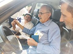 حضور پیرمرد ۱۰۲ ساله آزادشهری در پای صندوق رای