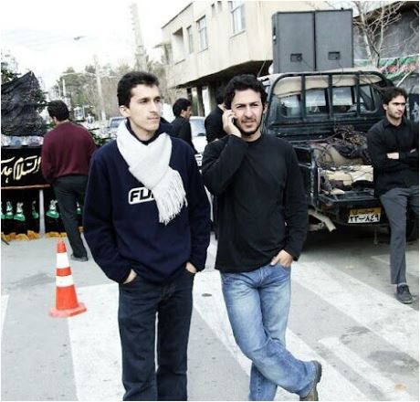 مداحی و نوحه خوانی خیابانیِ مرتضی پاشایی برای امام حسین در ماه محرم+عکس/ روحش شاد و یادش گرامی