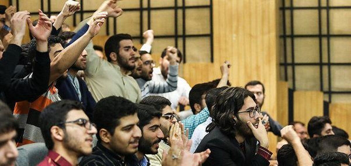 مسئولین باید ریسک حضور جوانان در هر زمینه‌ای را بپذیرند