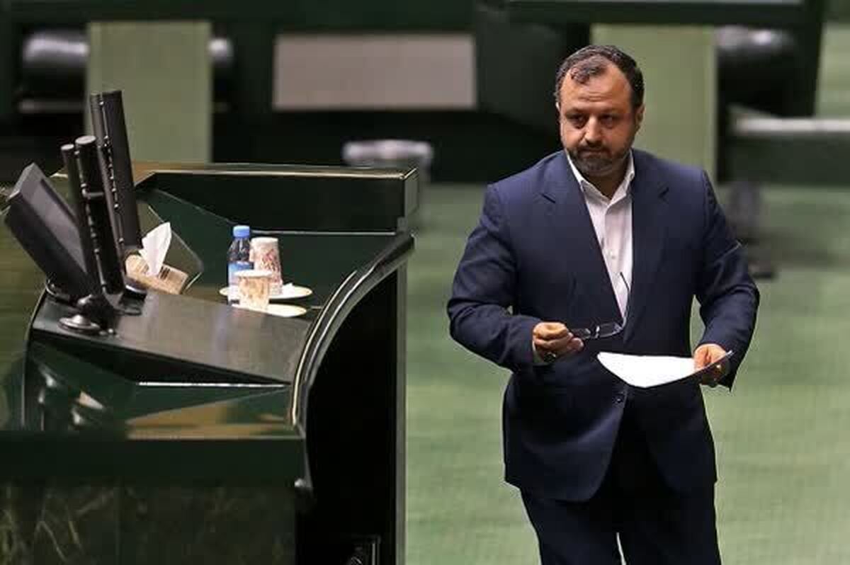 خاندوزی: اصناف تنها ۶ درصد از کل مالیات کشور را پرداخت می‌کنند
