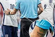 علاقه یک داور به لوگو‌های تورنمنت‌های فوتبالی؛ دوربین‌های یورو ۲۰۲۴ تتوهای جذاب را شکار کردند + عکس