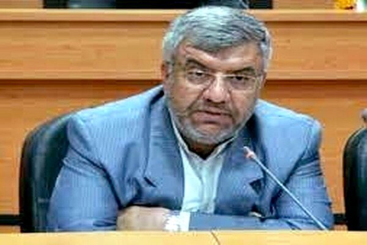 بامری: کاندیدا‌ها بهانه به دست دشمن ندهند
