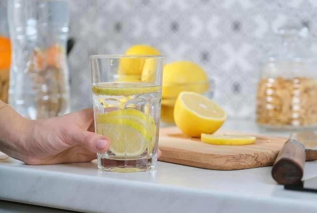با مصرف این ۵ نوشیدنی از گرمازدگی جلوگیری کن