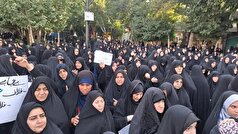 گردهمایی بانوان اصفهانی در حمایت از حجاب زینبی