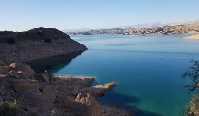 با یکی از زیباترین دریاچه‌های ایران در خوزستان آشنا شوید