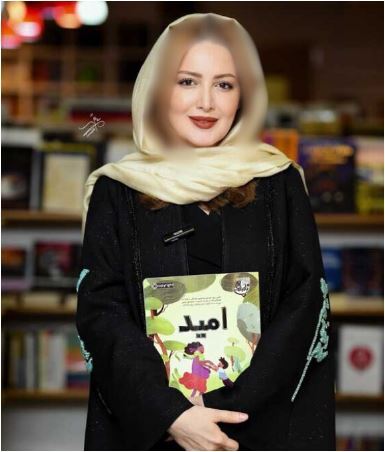عبای مشکی و گرانقیمت طرح برجسته مزین شده با اشعار مولانا بازیگر سریال عبای مشکی و گرانقیمت طرح برجسته مزین شده با اشعار مولانا بازیگر سریال